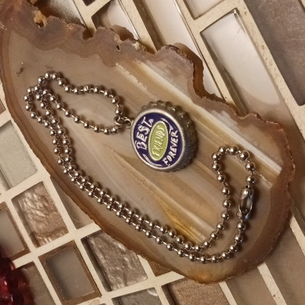 Retro Best Friends Necklace
